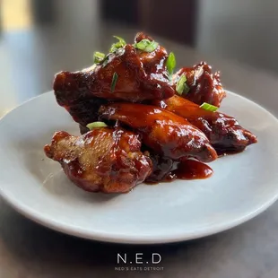 Honey Sriracha Chicken Wings