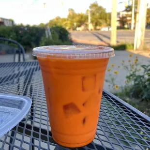 Thai used tea did not look like what I expected. I don't know the source of the bright color, but the drink was tasty and refreshing.
