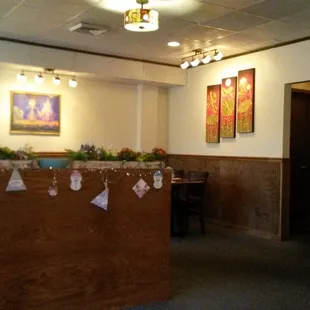 Tiny place.  Date -worthy,  but not good for groups.