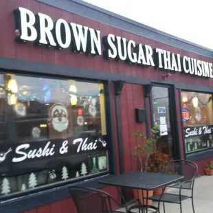 Exterior of Brown Sugar (just down the street from ALDI).