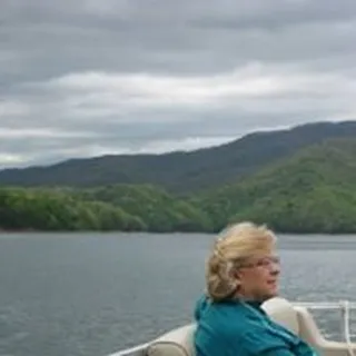 Kathy H.