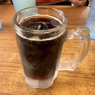 Root beer in frozen mug