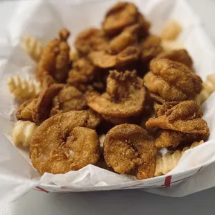 a basket of fried food