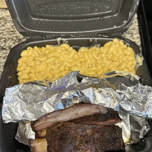 Ribs double Mac and cheese