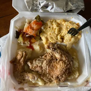 chicken, mashed potatoes, and vegetables