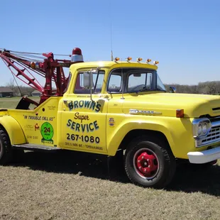 Brown's Super Service