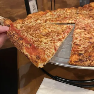 Cheese pizza