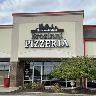 Brozinni Pizzeria on October 21, 2023