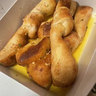 Garlic Knuckles
