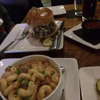 Roasted Jalapeno Mac and Cheese