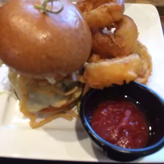 1/4 Pound Snack Burger*