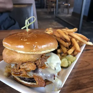 Honey-Chipotle BBQ Burger