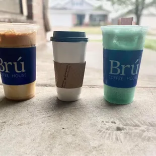 Caramel Macchiato Iced &amp; Hot &amp; a lotus