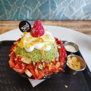 Strawberry Matcha Bingsu