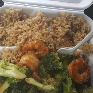 Shrimp and broccoli with fried rice