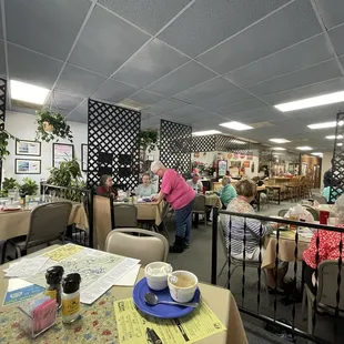 Barbra Jean giving her dessert presentation, on of the best parts of the meal!