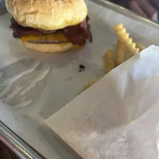 Kids burger - added bacon and cheese (nothing else)