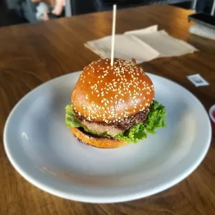 Bruchi burger.