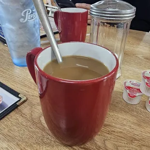 Country ham, bacon, scrambled eggs, sliced tomatoes