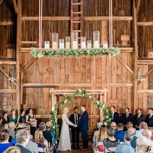Wedding in the barn at Bruentrup Heritage Farm