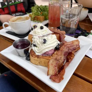 Vanilla custard French toast