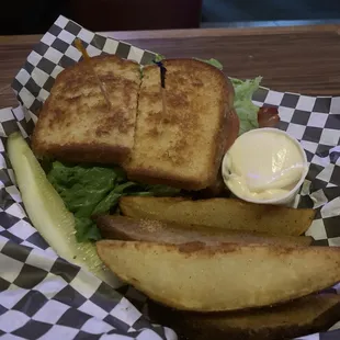 Club sandwich on sourdough