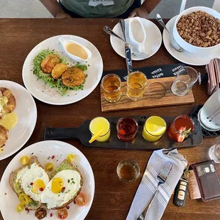 Avo Toast, Eggs Benedict, Fried Green Tomatoes, and the Keto Cereal