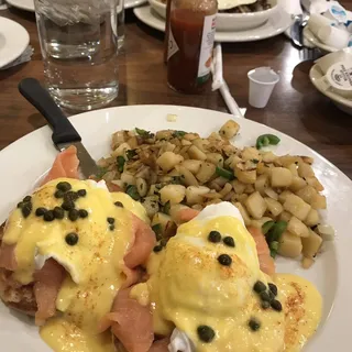 Salmon Benedict