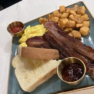 Traditional American Breakfast
