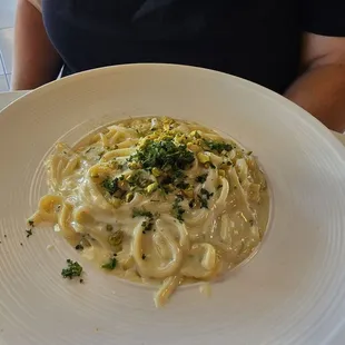 Linguini Al Gorgonzola E Pistachio