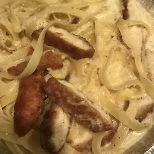 Alfredo Fettuccine with crispy chicken added