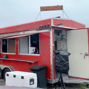 a red food truck
