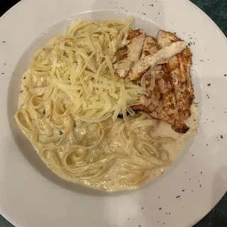 Chicken Fettuccine Alfredo