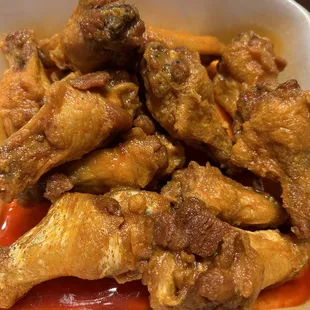 Hot wings. So crispy and good!