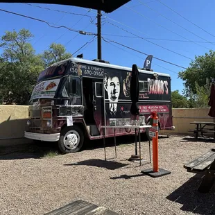 Ring for service at the red stand