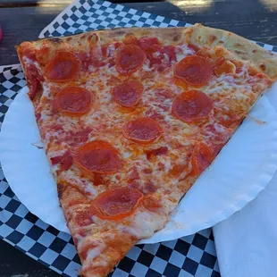 Pepperoni slice