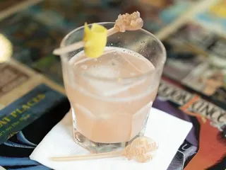 Shaku Bar