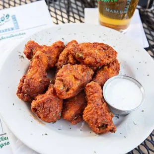 bbq chicken, fried chicken wings, chicken wings, fried chicken, chicken wings and fried chicken, poultry, food, bbq wings, chicken
