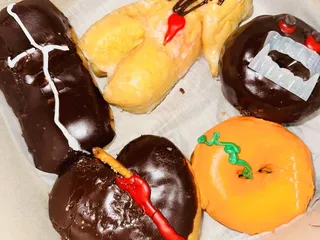 Zombee Donuts