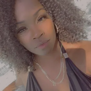 Mae R.