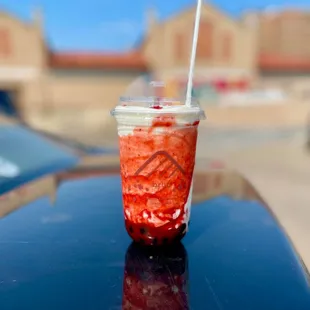 Strawberry Shortcake Drink/ Dessert, sweet and delicious!