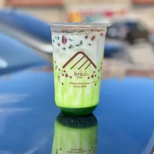 Honeydew Niu Niu Latte w/ Rainbow Bubbles &amp; LESS ice, my fav!!