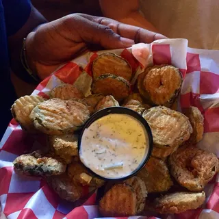 Cajun Fried Pickles