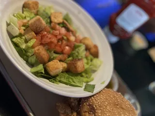 Roy G's