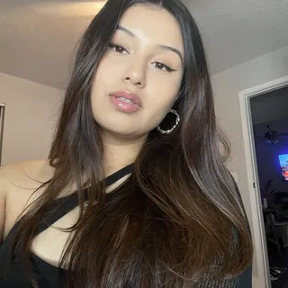 Georgina R.