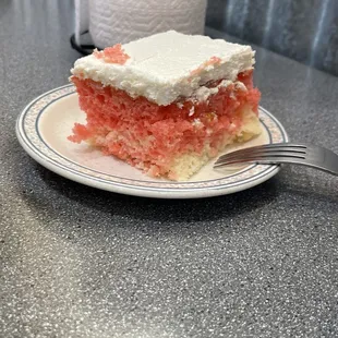 Strawberry swirl cake