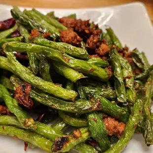 Stir fry green beans with pork