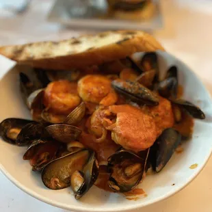 Seafood in Cioppino Sauce