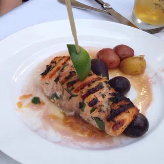 Grilled Atlantic Salmon Filet