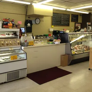 Old  Style Neighborhood Market.   Seedsprinting.com.  Image